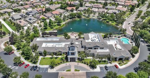 2498 Pepper Tree Ln, Manteca, CA 95336 Photo