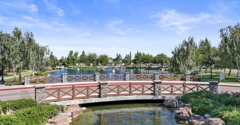 2498 Pepper Tree Ln, Manteca, CA 95336 Photo