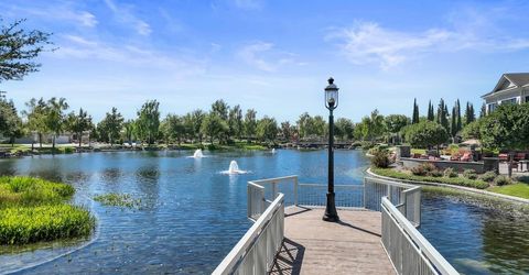 2498 Pepper Tree Ln, Manteca, CA 95336 Photo