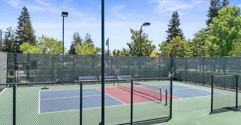 2498 Pepper Tree Ln, Manteca, CA 95336 Photo