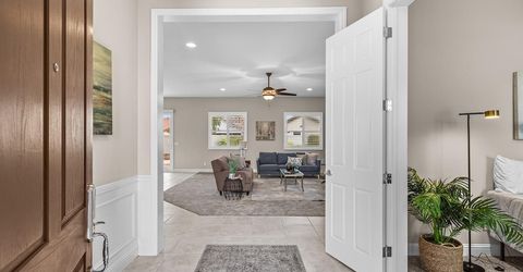2498 Pepper Tree Ln, Manteca, CA 95336 Photo