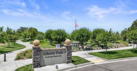 2498 Pepper Tree Ln, Manteca, CA 95336 Photo