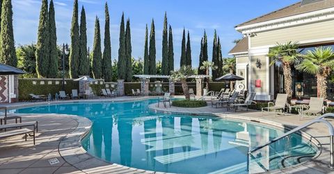 2498 Pepper Tree Ln, Manteca, CA 95336 Photo