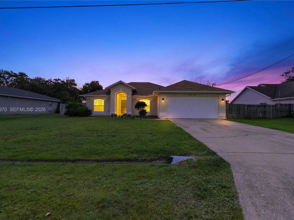 2257 SW Picture Ter, Port St. Lucie, FL 34953