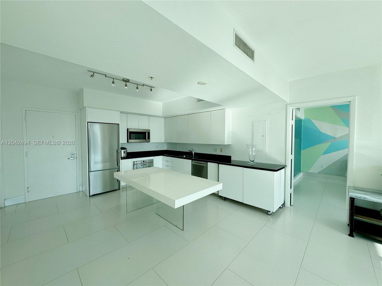 92 SW 3rd St , Unit 3912, Miami, FL 33130 Photo