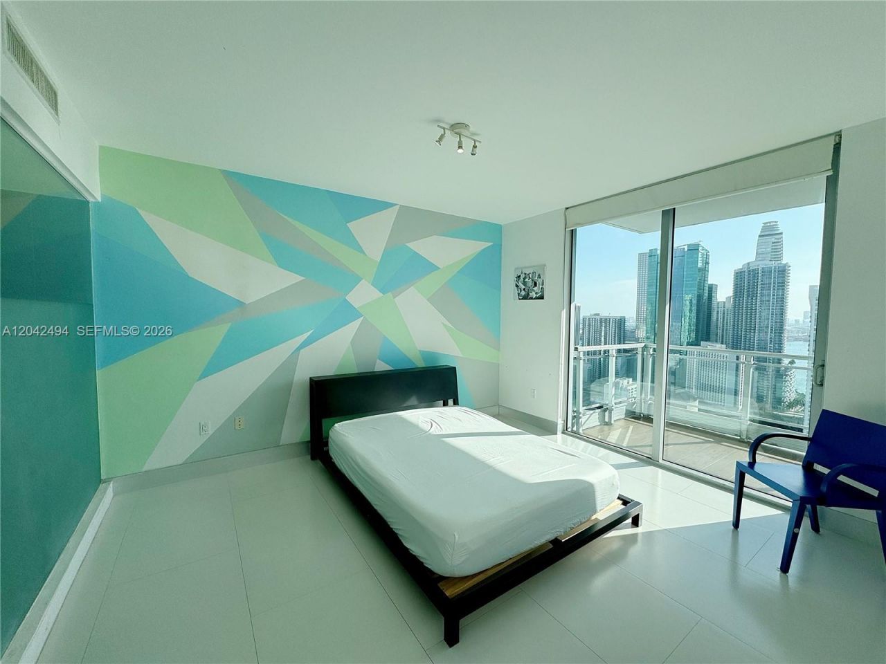 92 SW 3rd St , Unit 3912, Miami, FL 33130 Photo