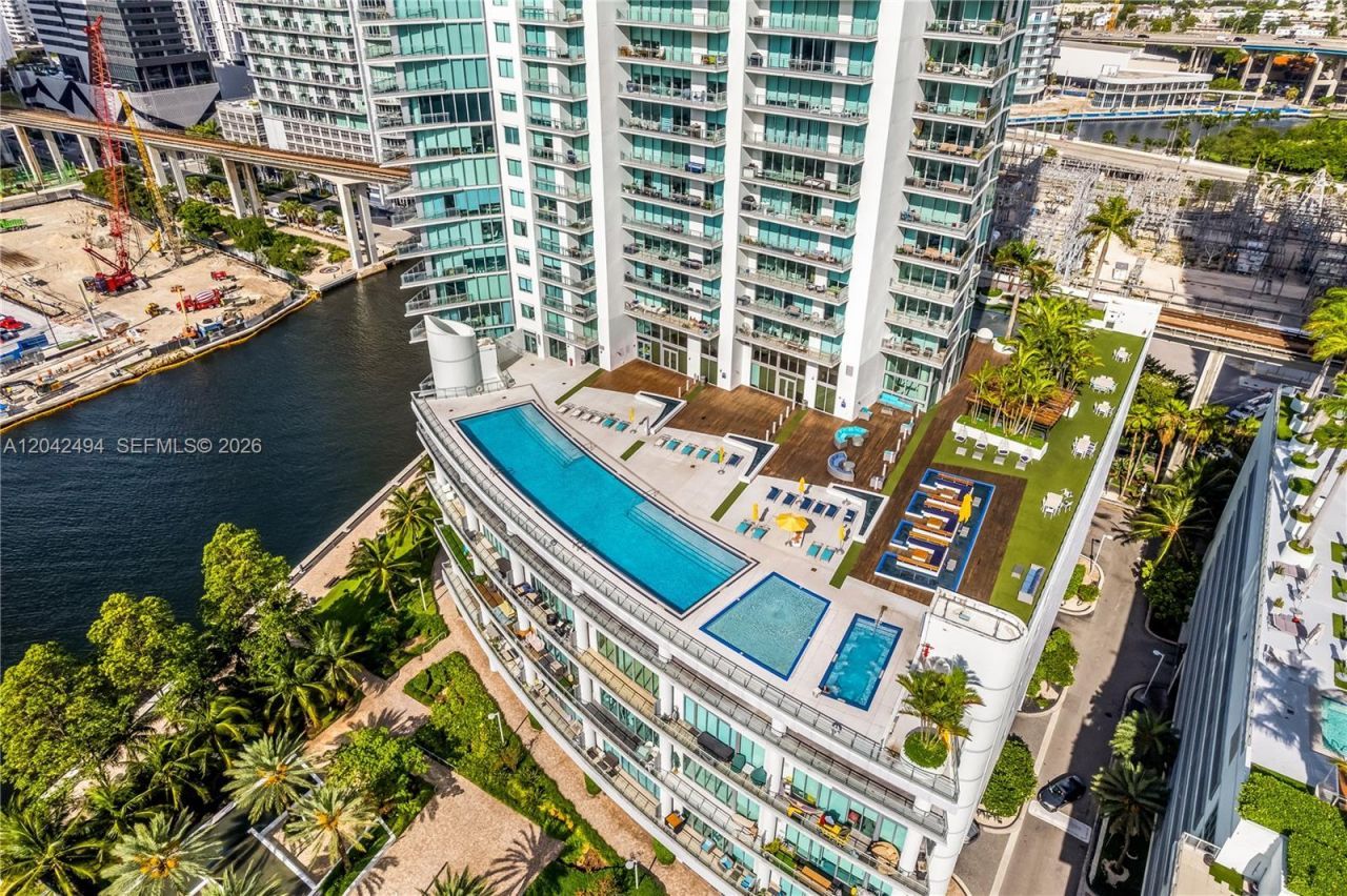 92 SW 3rd St , Unit 3912, Miami, FL 33130 Photo