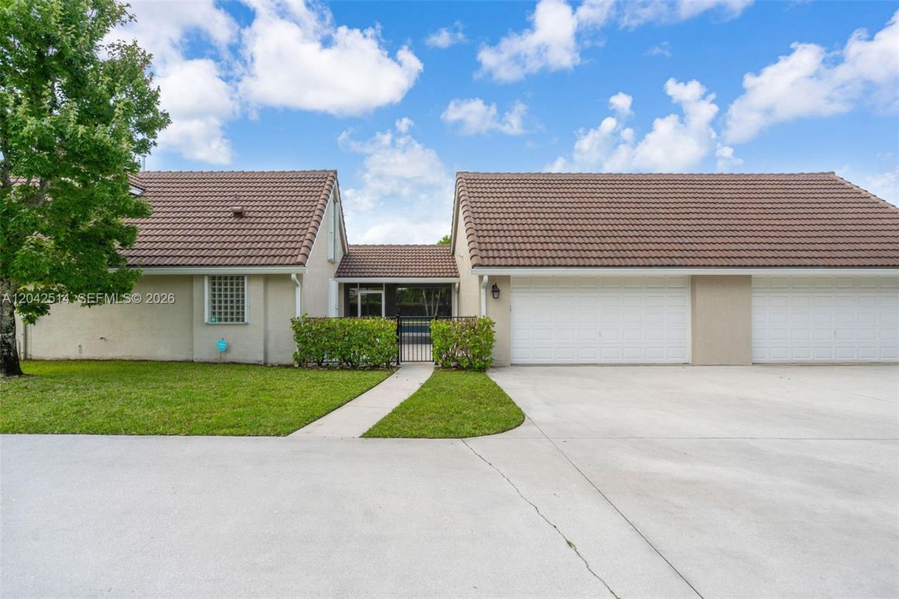 5703 Lago Del Sol Dr , Lake Worth, FL 33449 Photo
