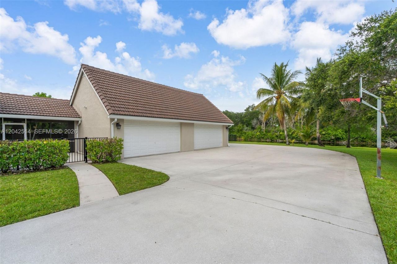 5703 Lago Del Sol Dr , Lake Worth, FL 33449 Photo
