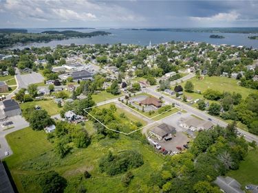 201 State Street , Clayton, NY 13624