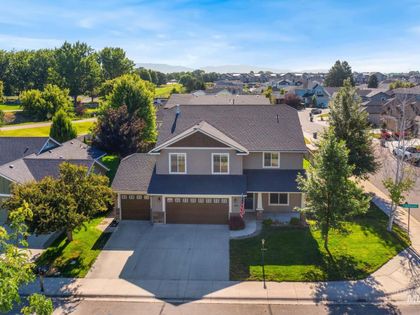 926 N Oxwich Ave Meridian, ID 83642