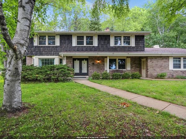 535 AVON COURT, Green Bay, WI 54302
