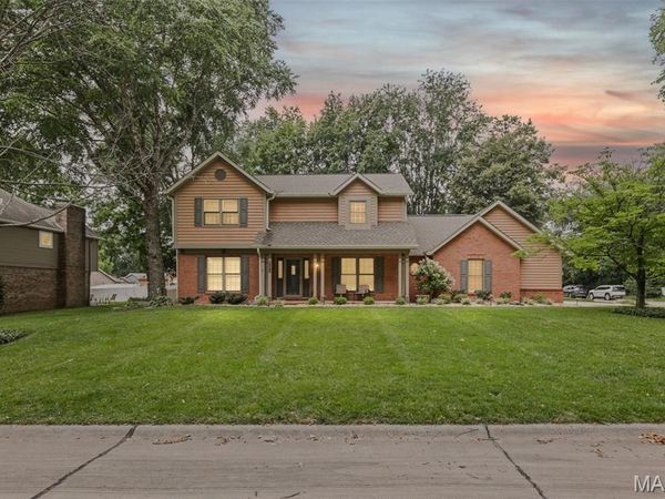 505 Springwood Drive , Belleville, IL 62220