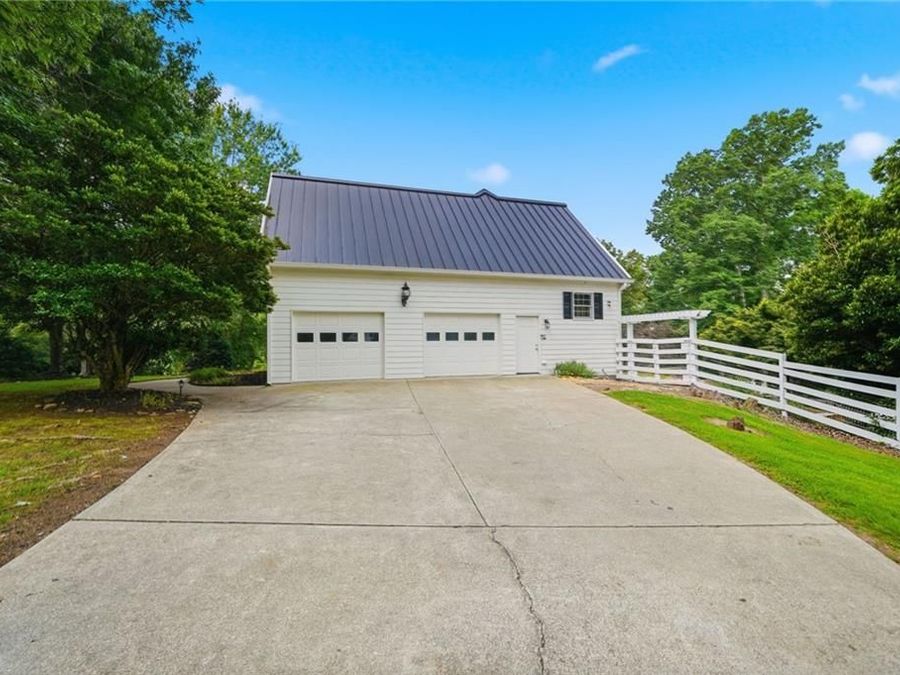 Property Image 80