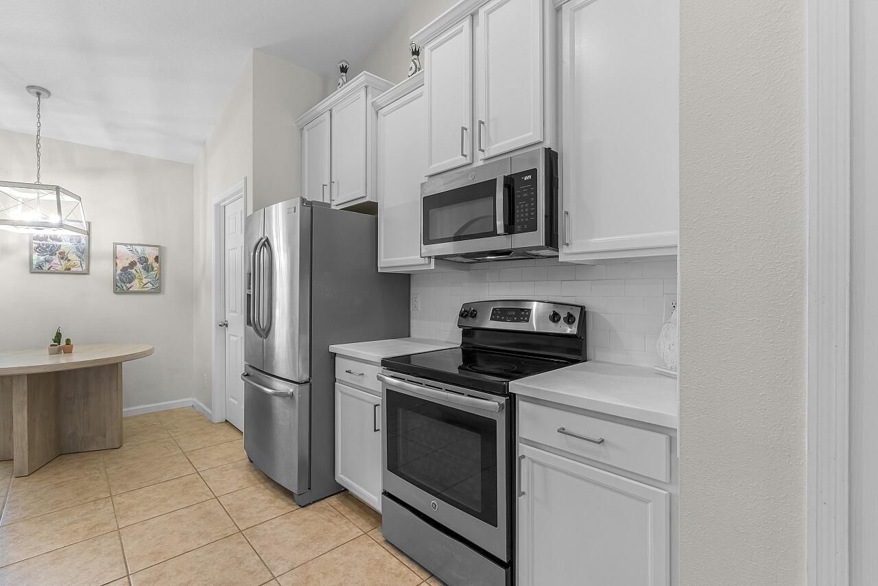 8110 Westfield Circle, Vero Beach, FL 32966 Photo