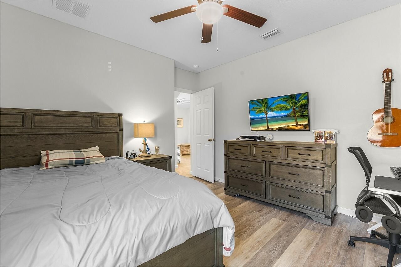 8110 Westfield Circle, Vero Beach, FL 32966 Photo