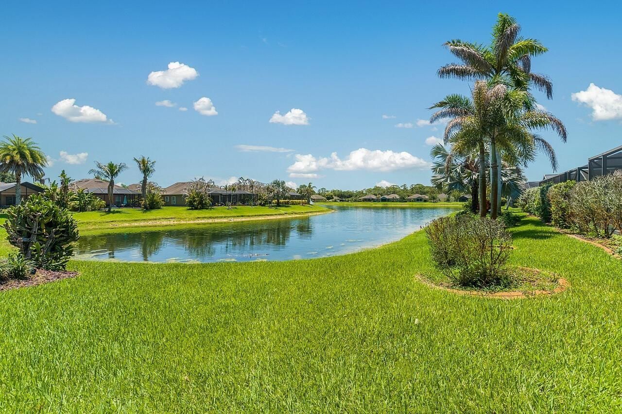 8110 Westfield Circle, Vero Beach, FL 32966 Photo