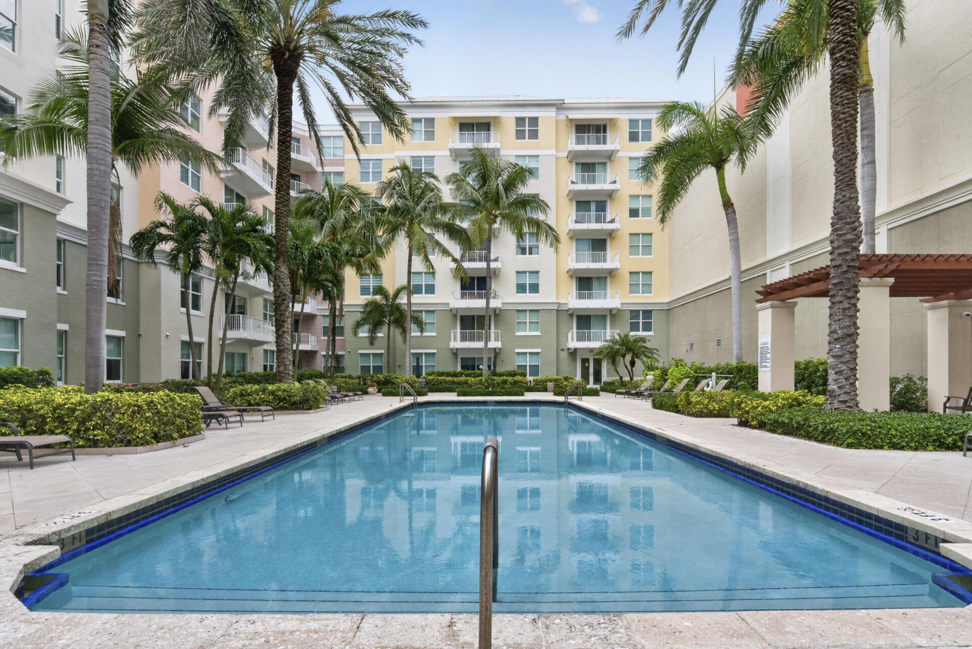 804 E Windward Way, Unit 111, Lantana, FL 33462 Photo