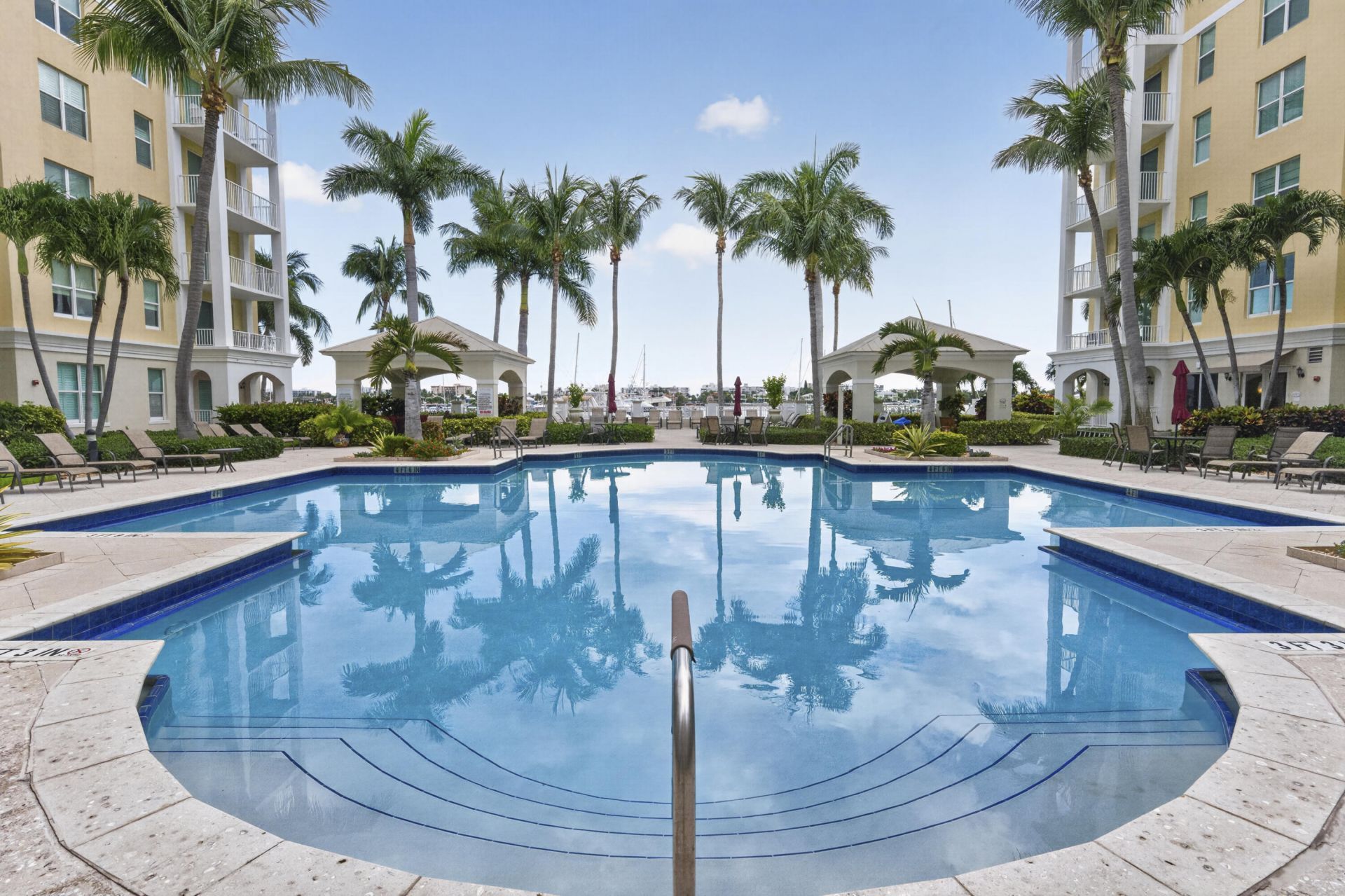 804 E Windward Way, Unit 111, Lantana, FL 33462 Photo