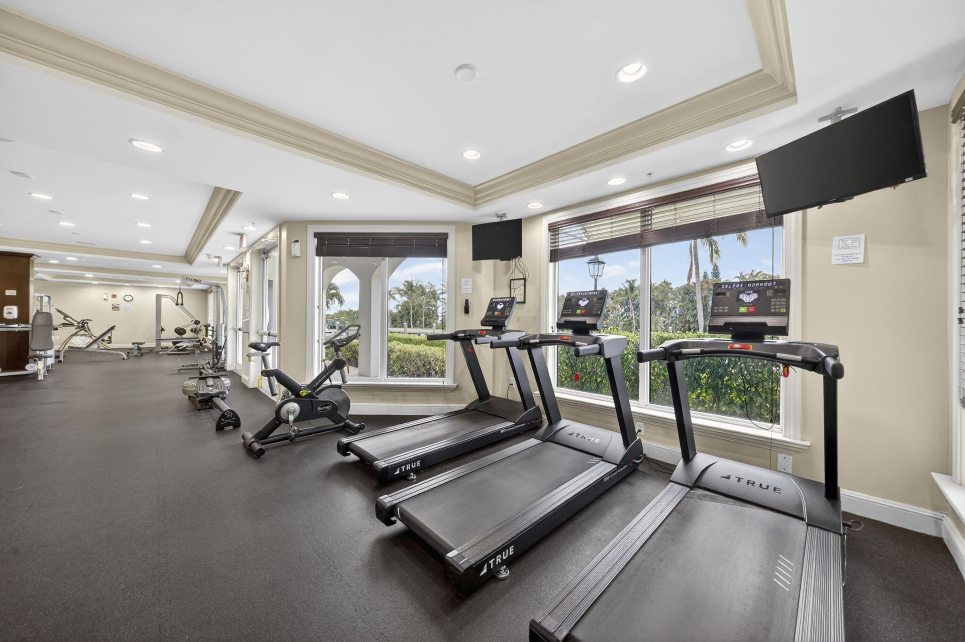 804 E Windward Way, Unit 111, Lantana, FL 33462 Photo