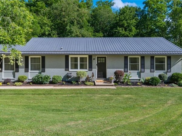 2655 Eva Circle , Zanesville, OH 43701