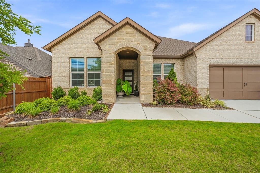 312 Honey Brook Lane, Aledo, TX 76008 Main Photo