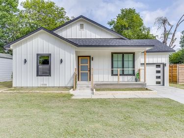 3828 Winfield Avenue, Fort Worth, TX 76109