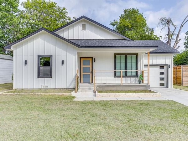 3828 Winfield Avenue, Fort Worth, TX 76109