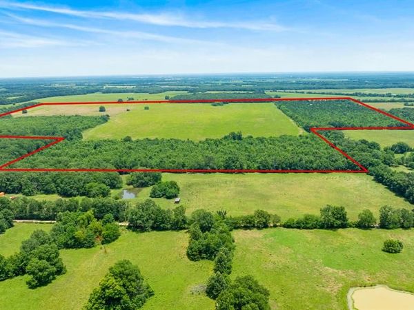 000 CR 1357 , Clarksville, TX 75426