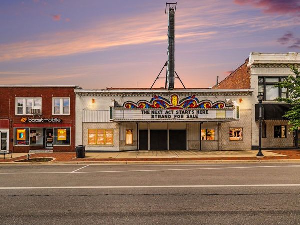 219 W Chicago Road, Sturgis, MI 49091