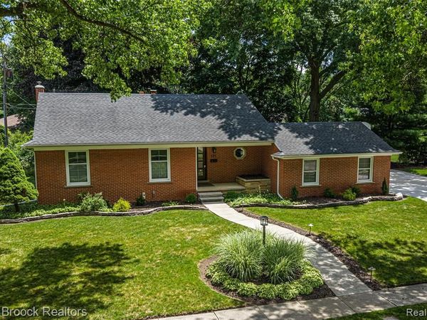 171 S Glengarry Road , Bloomfield Hills, MI 48301