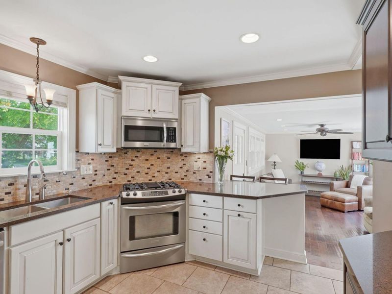 515 N Drexel Avenue, Columbus, OH 43209 Photo 9