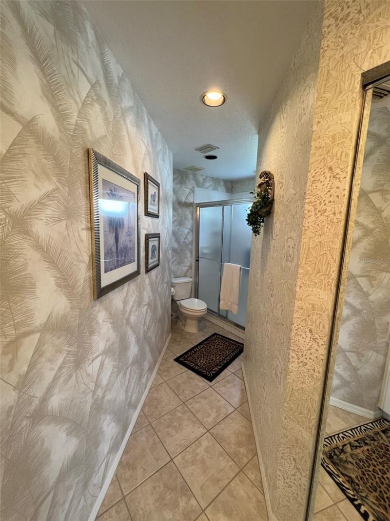 6632 Pineview Terrace, Unit 10-201, Bradenton, FL 34203 Photo