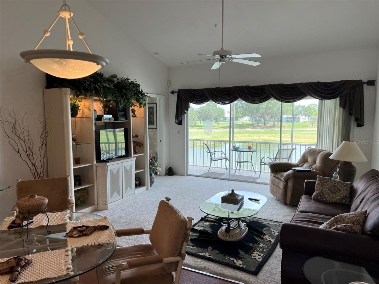 6632 Pineview Terrace, Unit 10-201, Bradenton, FL 34203 Photo