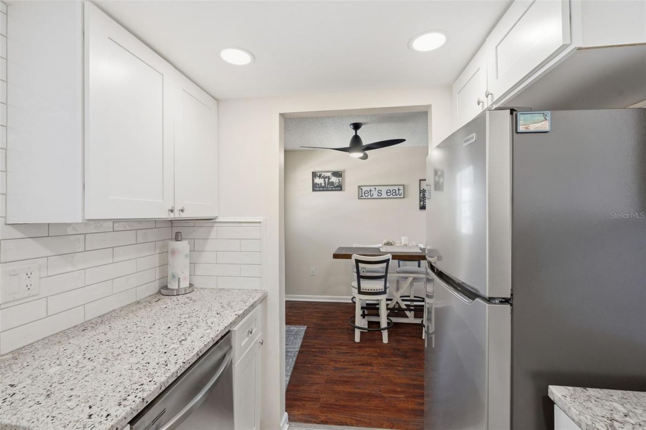5245 Amulet Drive , Unit 306, New Port Richey, FL 34652 Photo