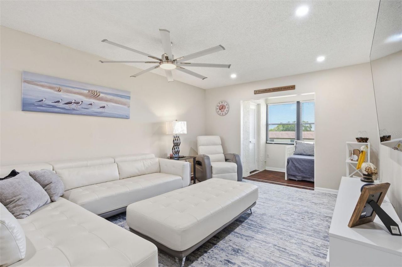 5245 Amulet Drive , Unit 306, New Port Richey, FL 34652 Photo
