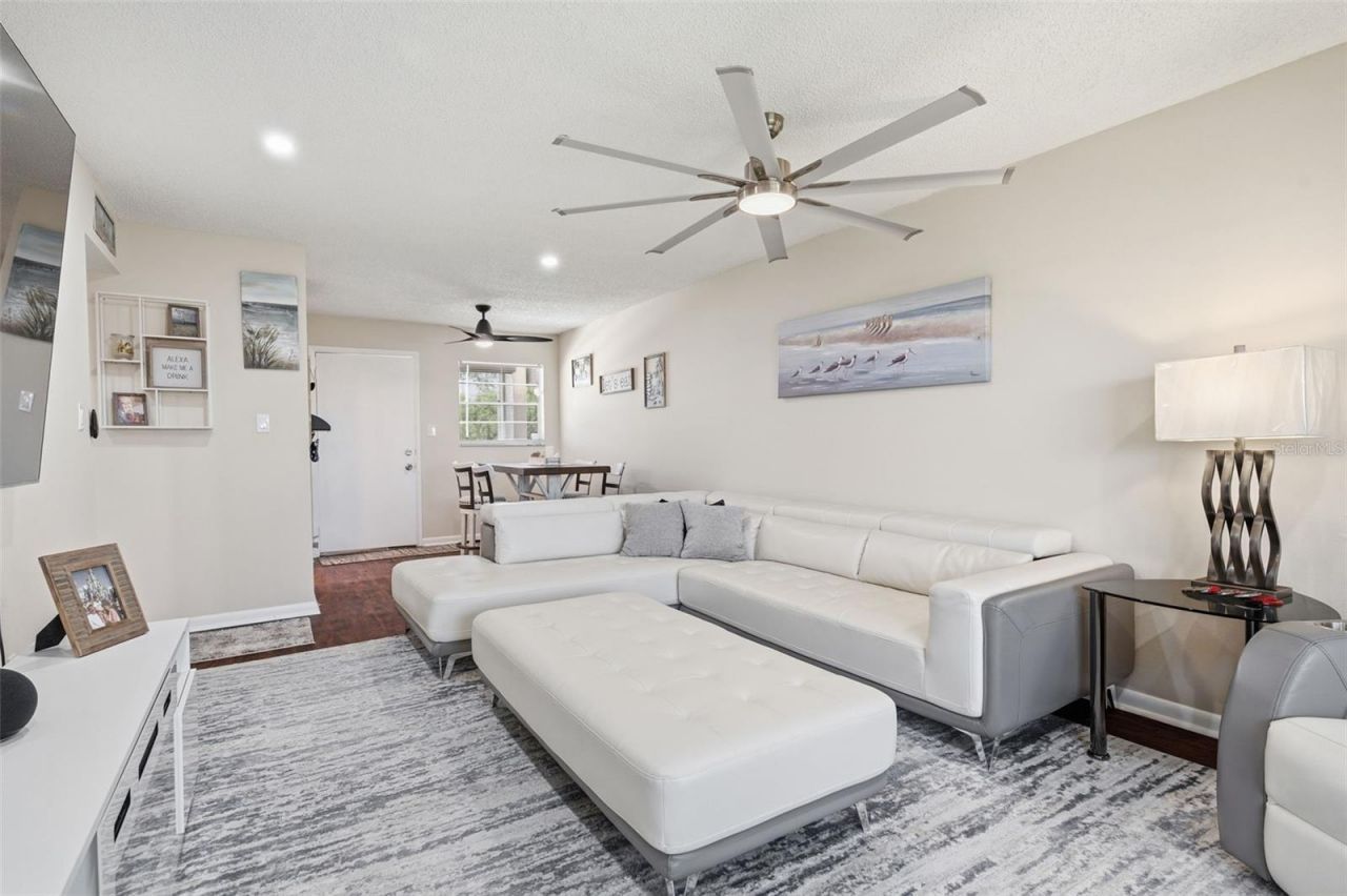 5245 Amulet Drive , Unit 306, New Port Richey, FL 34652 Photo