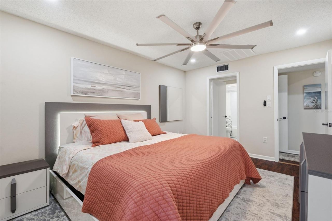 5245 Amulet Drive , Unit 306, New Port Richey, FL 34652 Photo