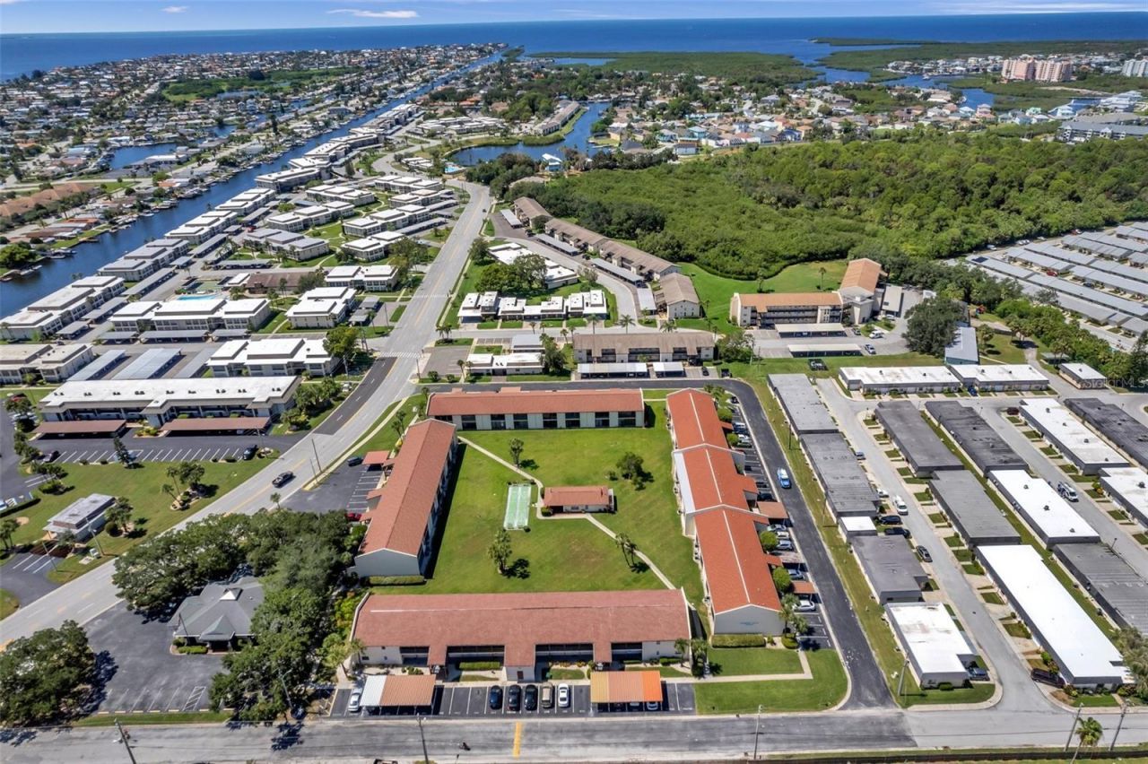 5245 Amulet Drive , Unit 306, New Port Richey, FL 34652 Photo