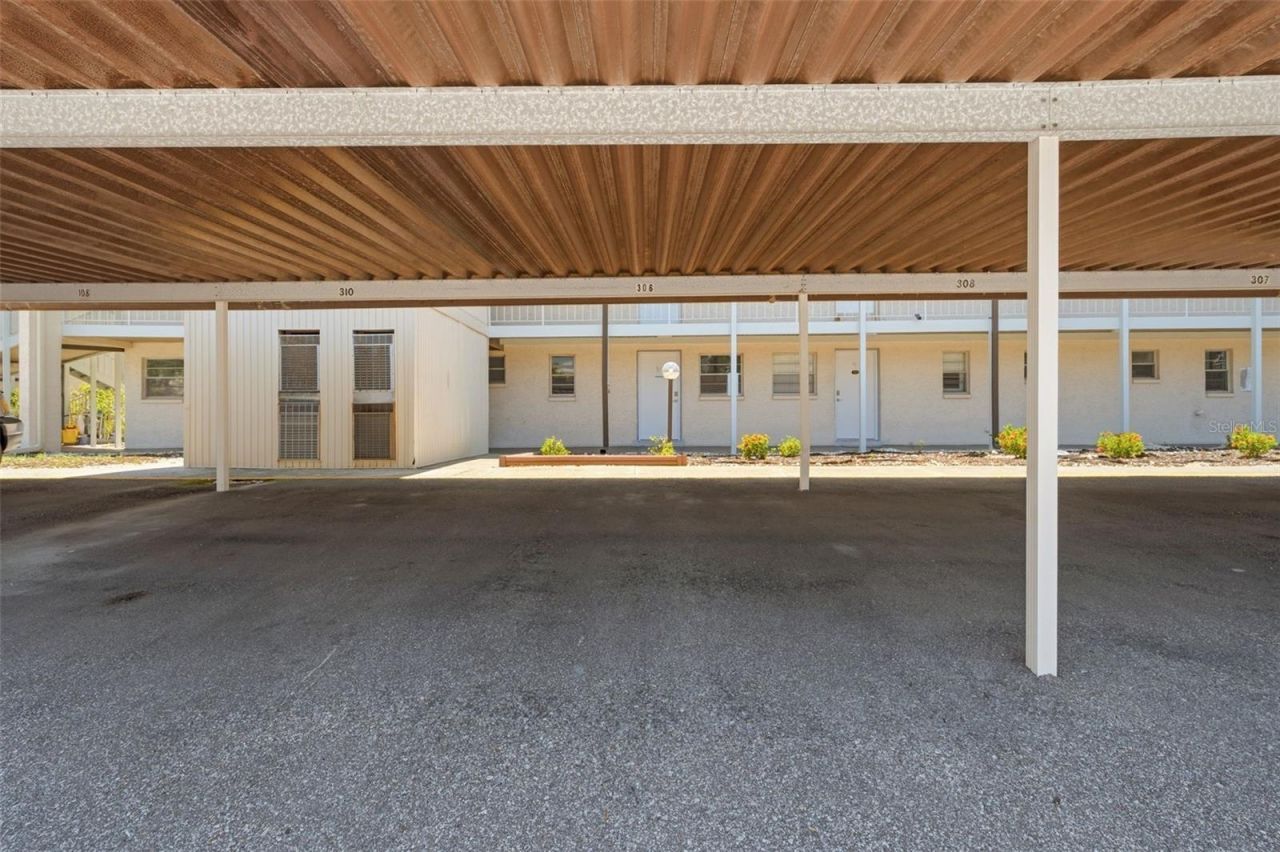 5245 Amulet Drive , Unit 306, New Port Richey, FL 34652 Photo