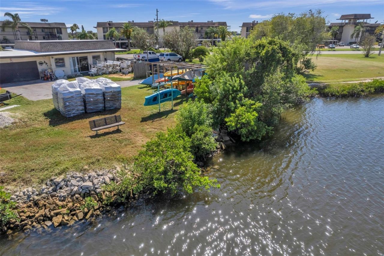 5245 Amulet Drive , Unit 306, New Port Richey, FL 34652 Photo