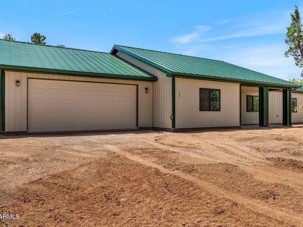 1043 School House Lane, Show Low, AZ 85901