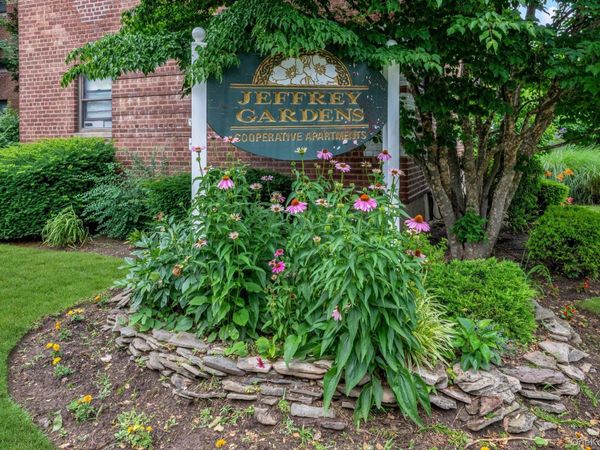 46-40 216th Street, Unit 3A, Bayside, NY 11361