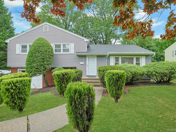 7 Stewart Place, Spring Valley, NY 10977
