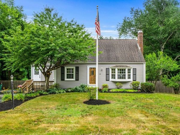 133 Mountain Ave, Pembroke, MA 02359