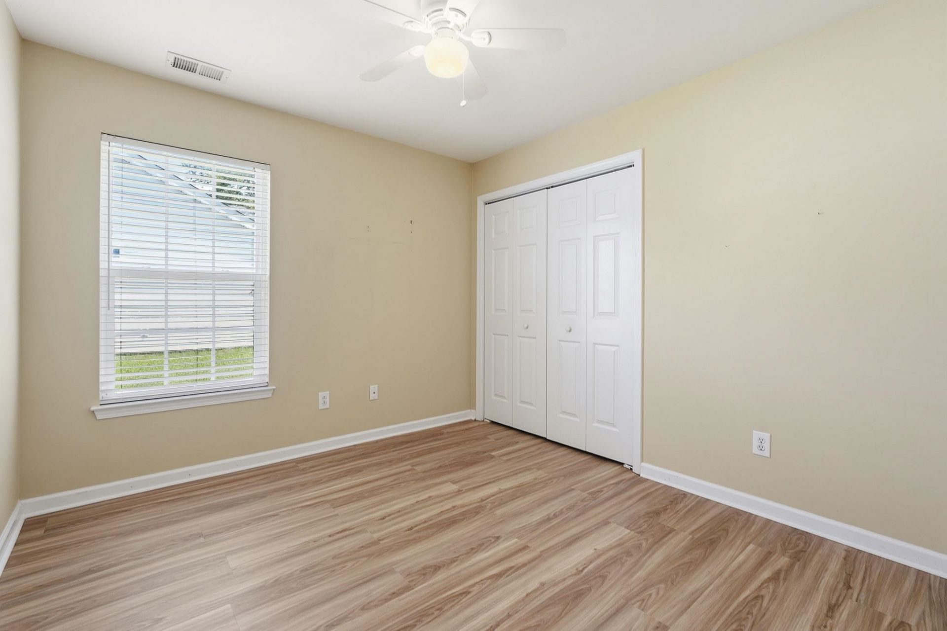 4544 Fringetree Dr. Photo 13