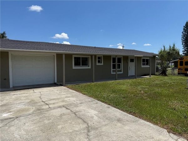 2199 Wyandotte AVE , ALVA, FL 33920