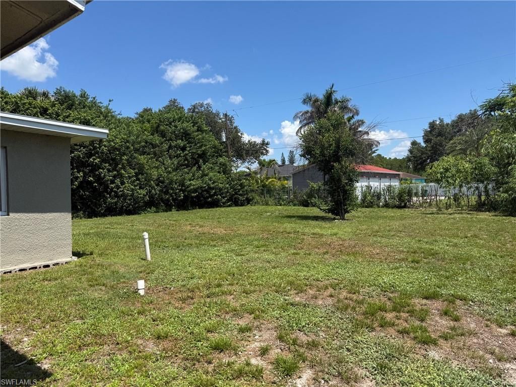 2199 Wyandotte Ave , Alva, FL 33920 Photo