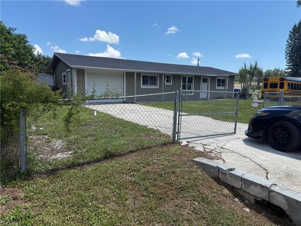 2199 Wyandotte Ave , Alva, FL 33920 Photo