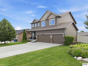 14702 S 22nd Street, Bellevue, NE 68123
